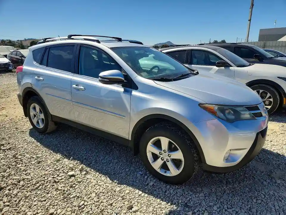 2T3RFREV3DW041528 2013 TOYOTA RAV4-3