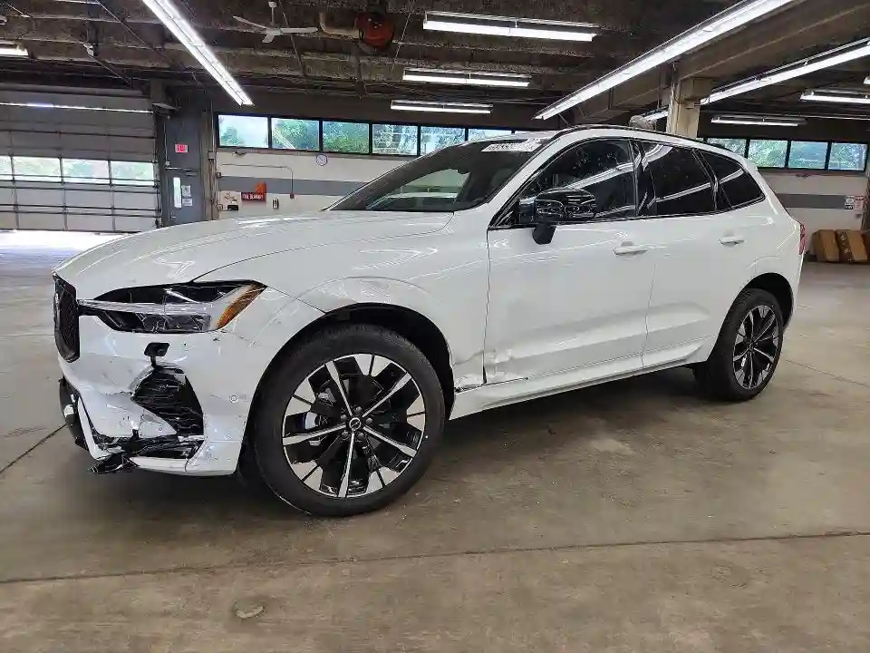 YV4M12RC7T1464535 2026 VOLVO XC60-0