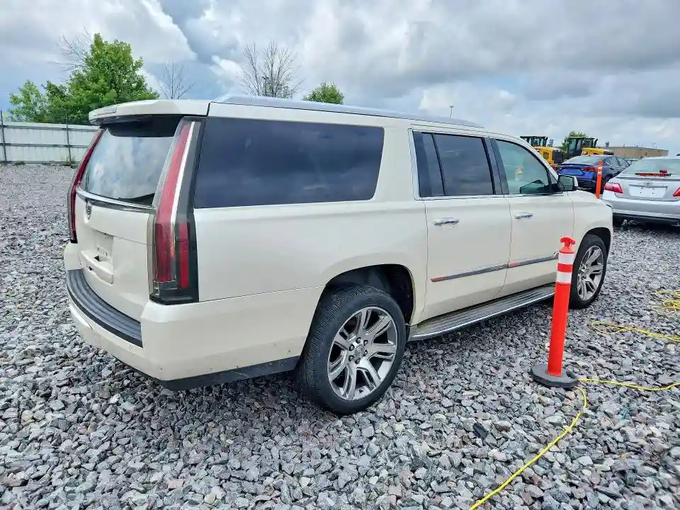 1GYS4HKJ2FR180419 2015 CADILLAC ESCALADE-2
