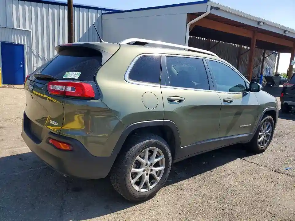 1C4PJMCB7JD602291 2018 JEEP CHEROKEE-2