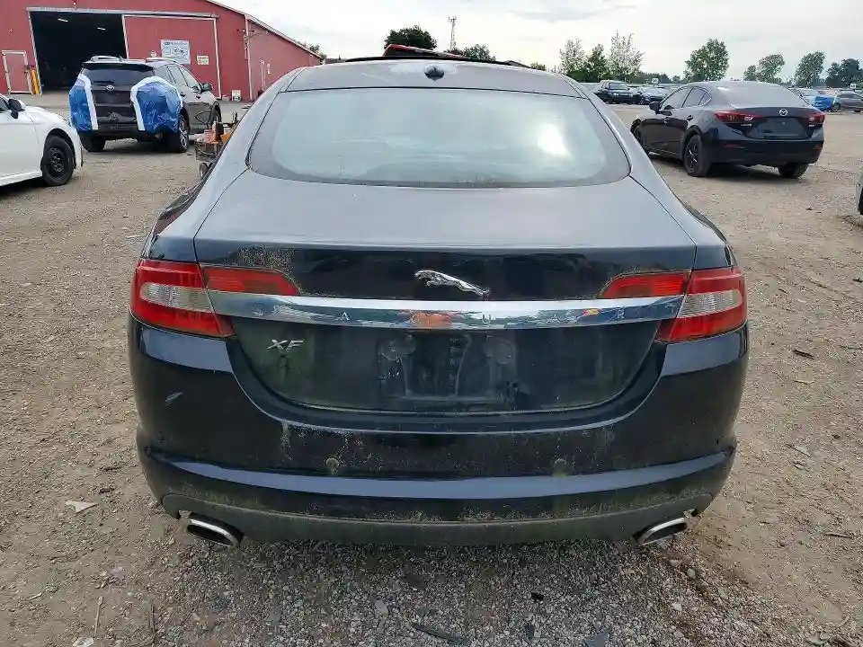 SAJXA0FB2BLR99180 2011 JAGUAR XF-5