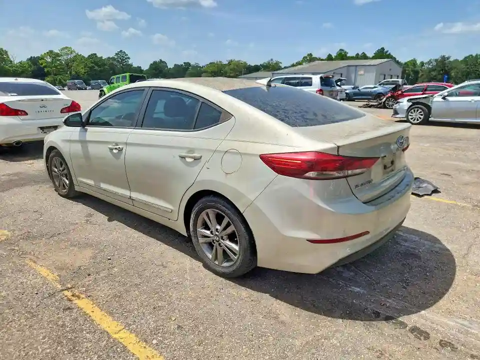 5NPD84LF1HH160811 2017 HYUNDAI ELANTRA-1