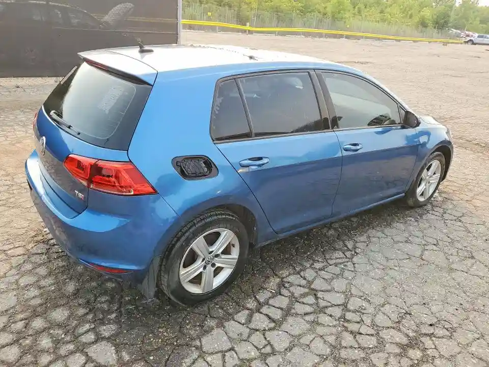3VW117AU1HM069717 2017 VOLKSWAGEN GOLF-2
