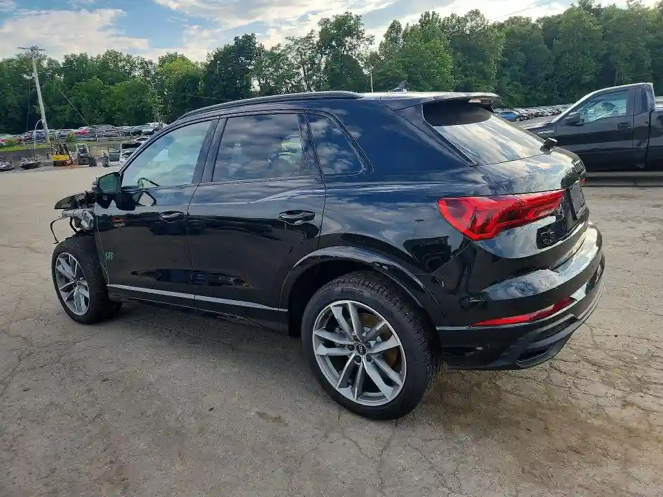 WA1DECF36S1054738 2025 AUDI Q3-1