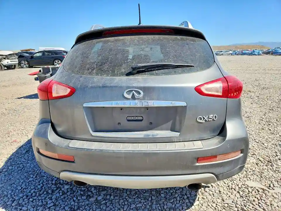 JN1BJ0RR0GM269516 2016 INFINITI QX50-5