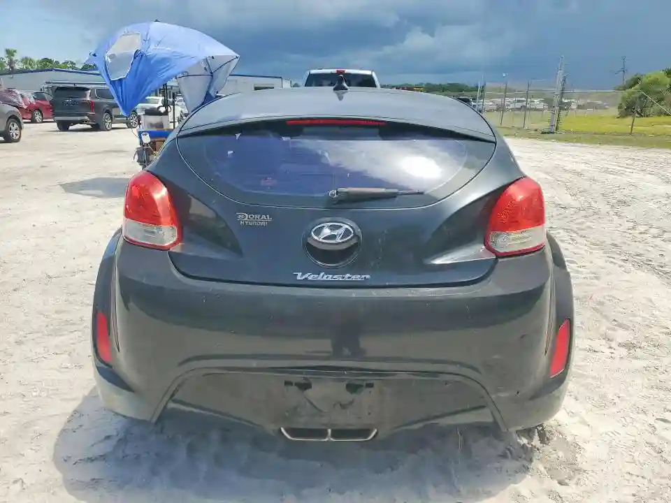 KMHTC6AD9DU130880 2013 HYUNDAI VELOSTER-5