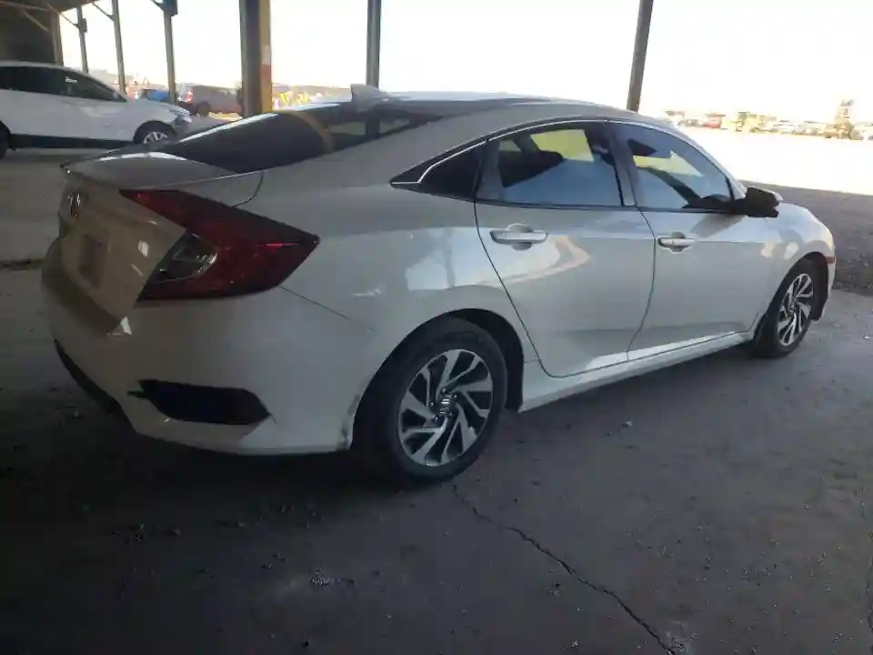 19XFC2F77JE016755 2018 HONDA CIVIC-2
