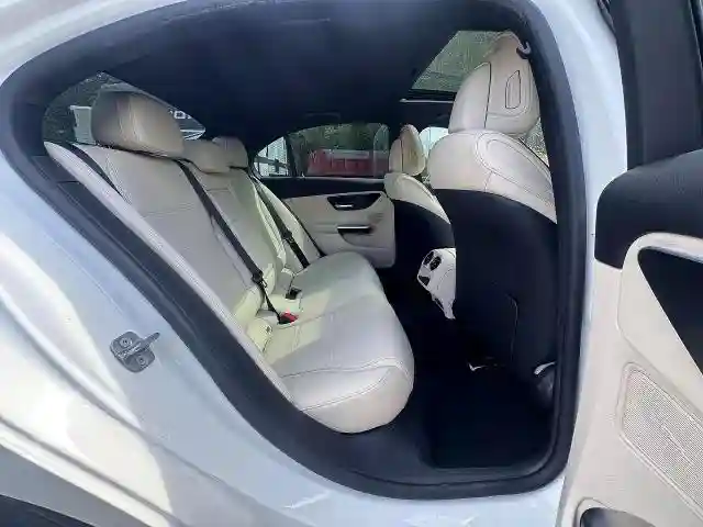 W1KAF4HB3PR133203 2023 MERCEDES-BENZ C-CLASS-5