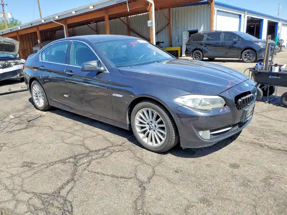 WBAFU7C54DDU67934 2013 BMW 5 SERIES-3