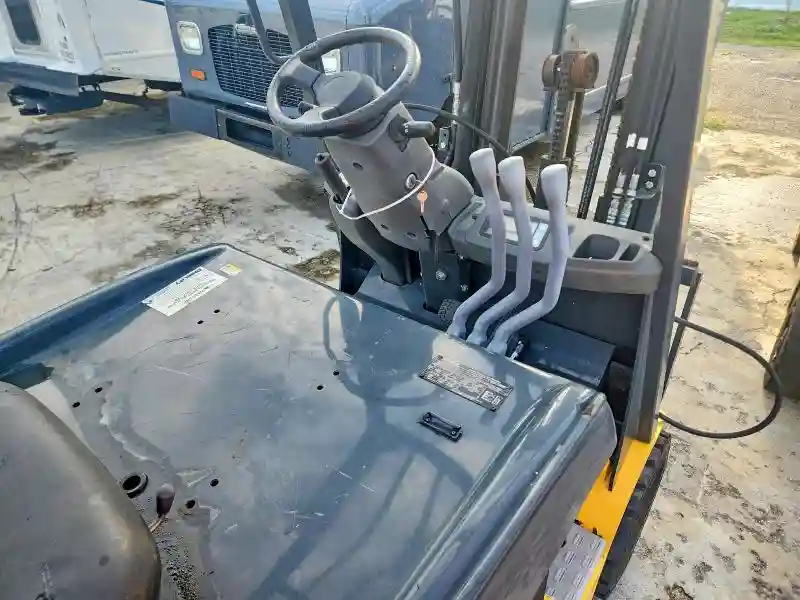93956 2018 KOMATSU FORKLIFT-4