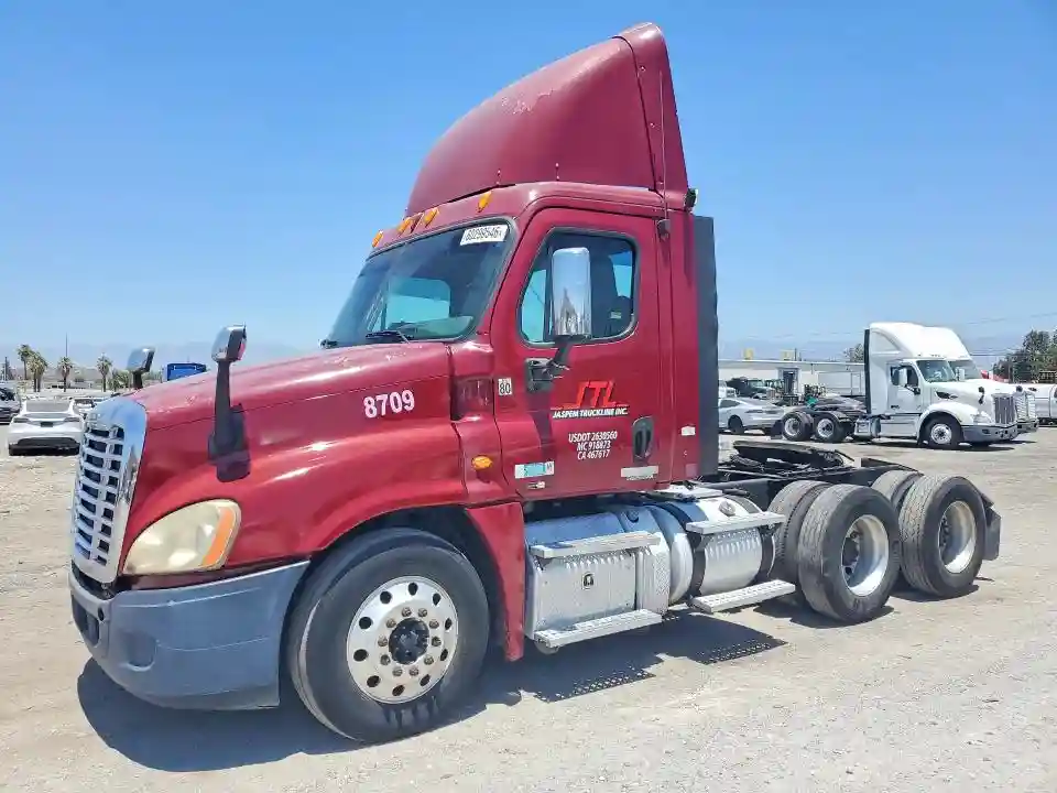 1FUJGEDR6BLBB4129 2011 FREIGHTLINER ALL OTHER-0