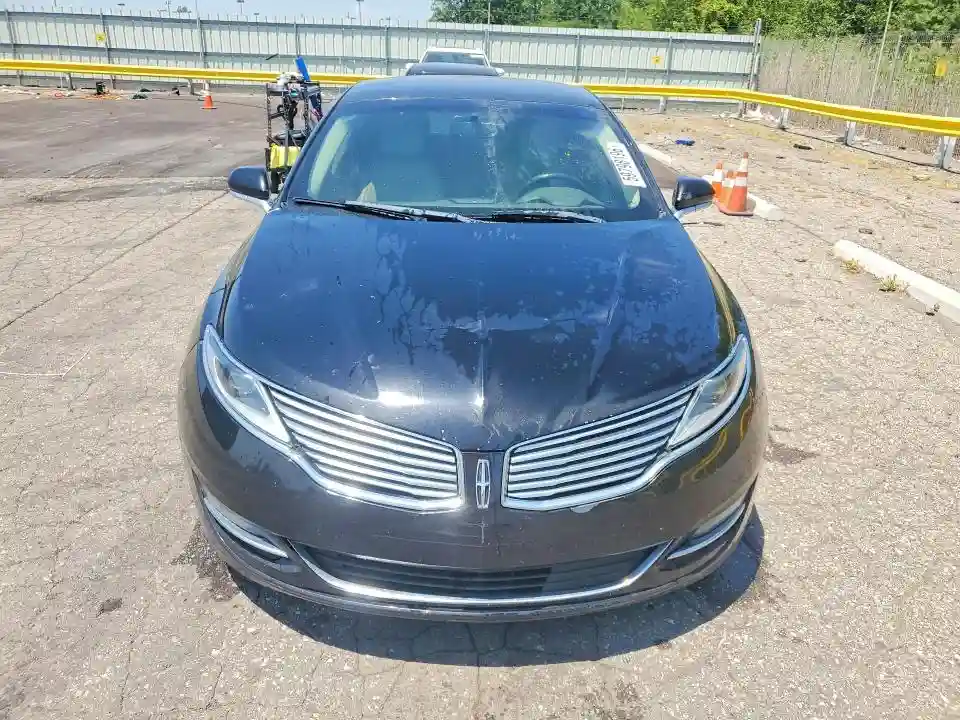 3LN6L2J9XGR634089 2016 LINCOLN MKZ-4