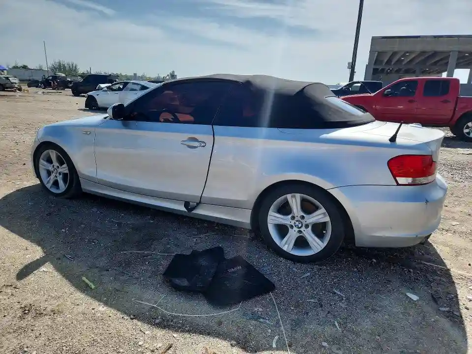WBAUL7C50BVM78947 2011 BMW 1 SERIES-1