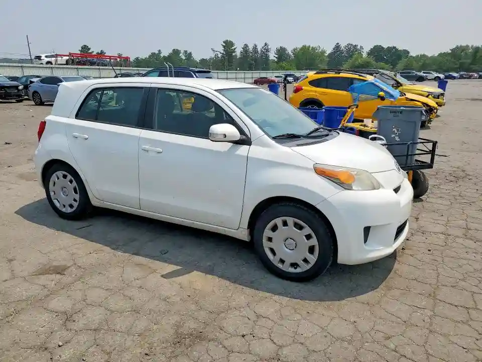 JTKKUPB41D1032891 2013 SCION XD-3