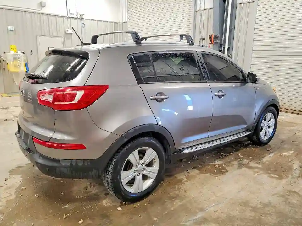 KNDPBCA22D7401797 2013 KIA SPORTAGE-2