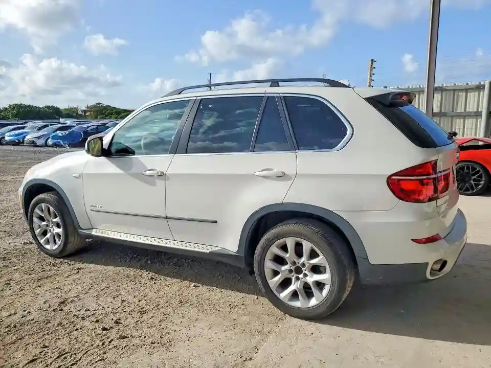 5UXZV4C53D0E13562 2013 BMW X5-1