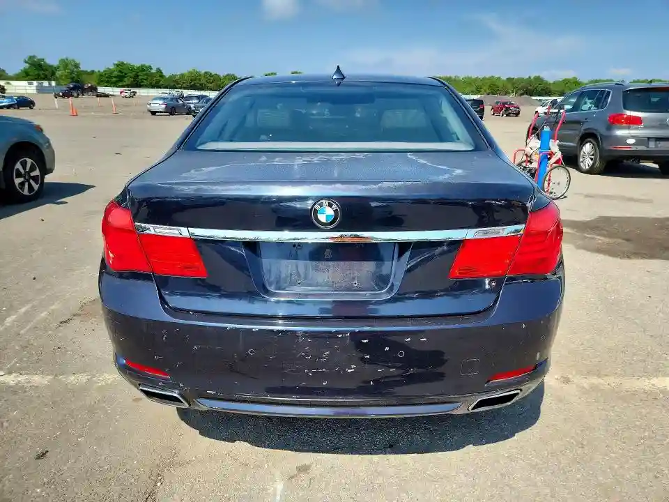 WBAKC8C54CC436680 2012 BMW 7 SERIES-5