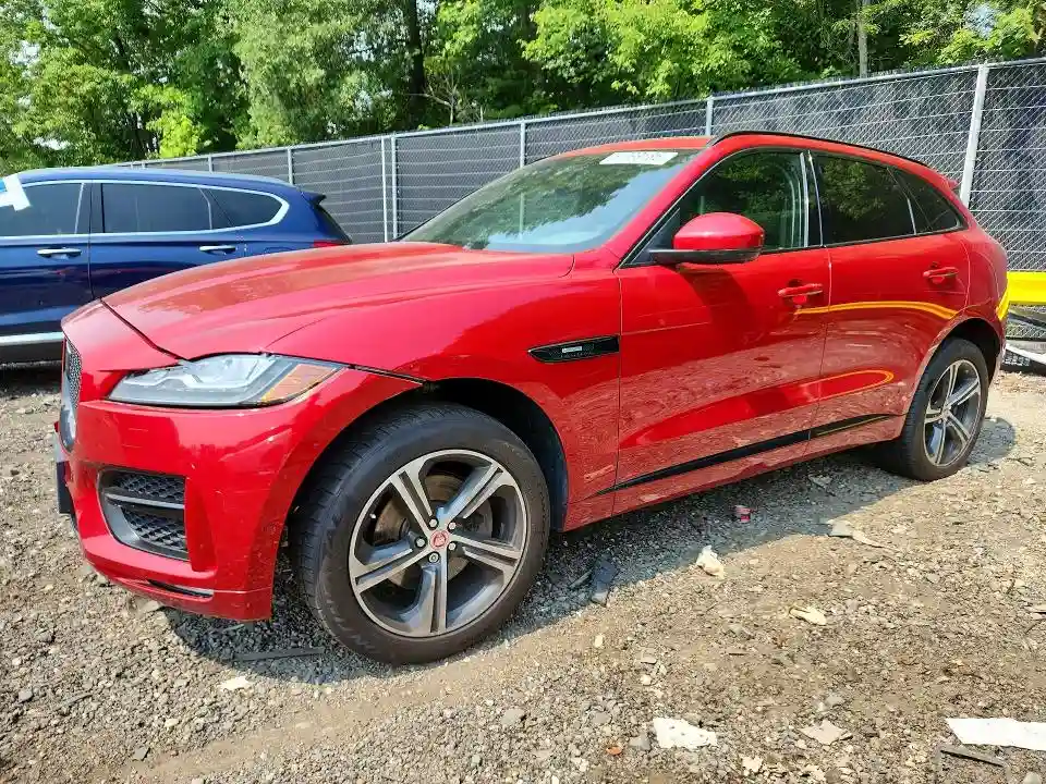 SADCL2BV2HA896501 2017 JAGUAR F-PACE-0