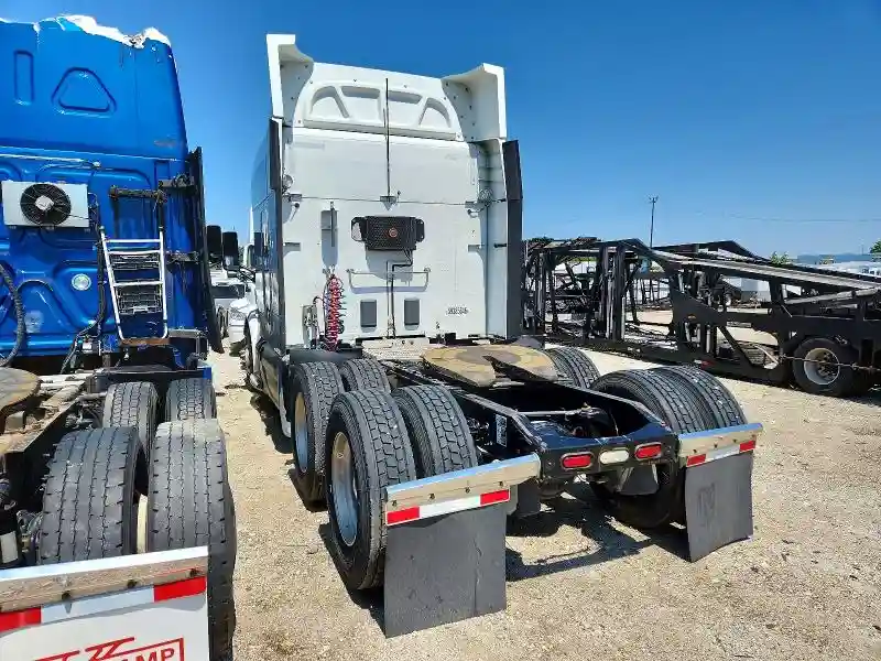 1XPBDP9X8JD484059 2018 PETERBILT ALL OTHER-2