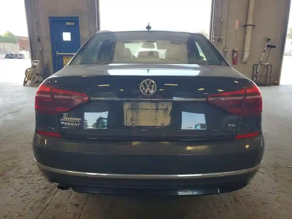 1VWDT7A3XHC037770 2017 VOLKSWAGEN PASSAT-5