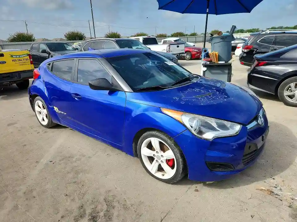 KMHTC6AD3DU140899 2013 HYUNDAI VELOSTER-3
