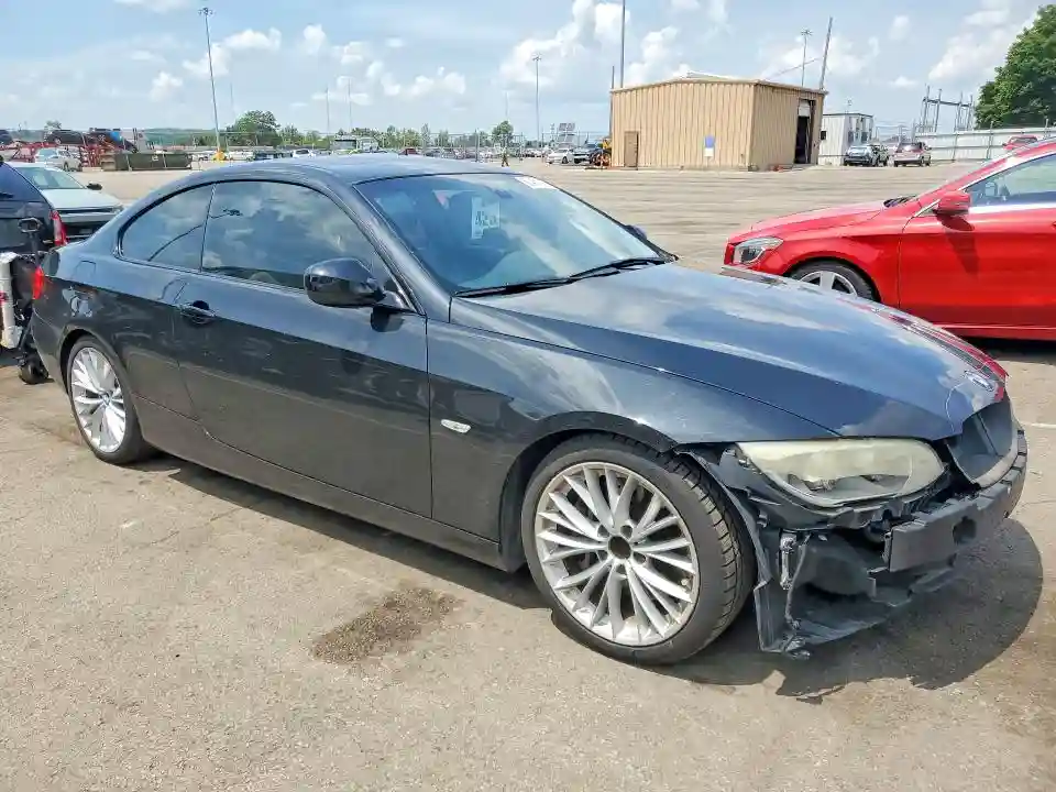WBAKG7C56BE598490 2011 BMW 3 SERIES-3