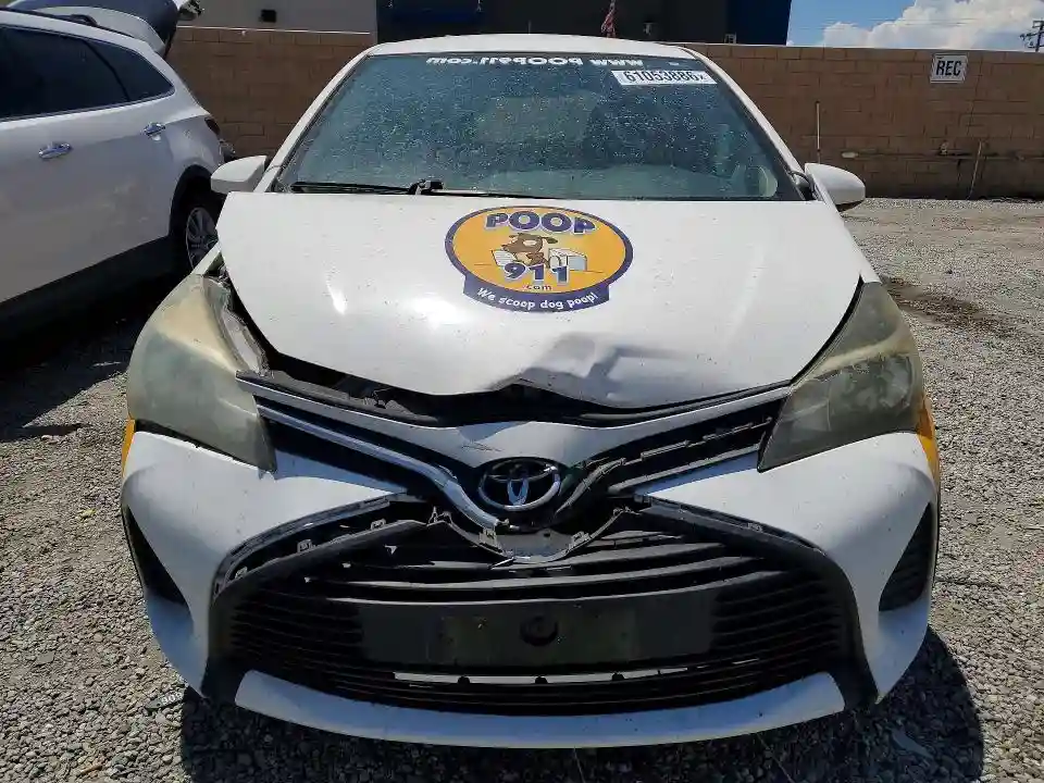 VNKJTUD38FA049948 2015 TOYOTA YARIS 3-DO-4