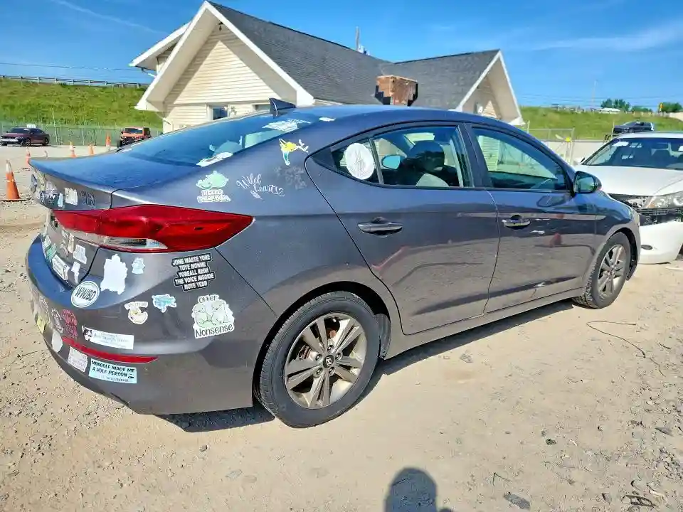5NPD84LF9JH256384 2018 HYUNDAI ELANTRA VA-2