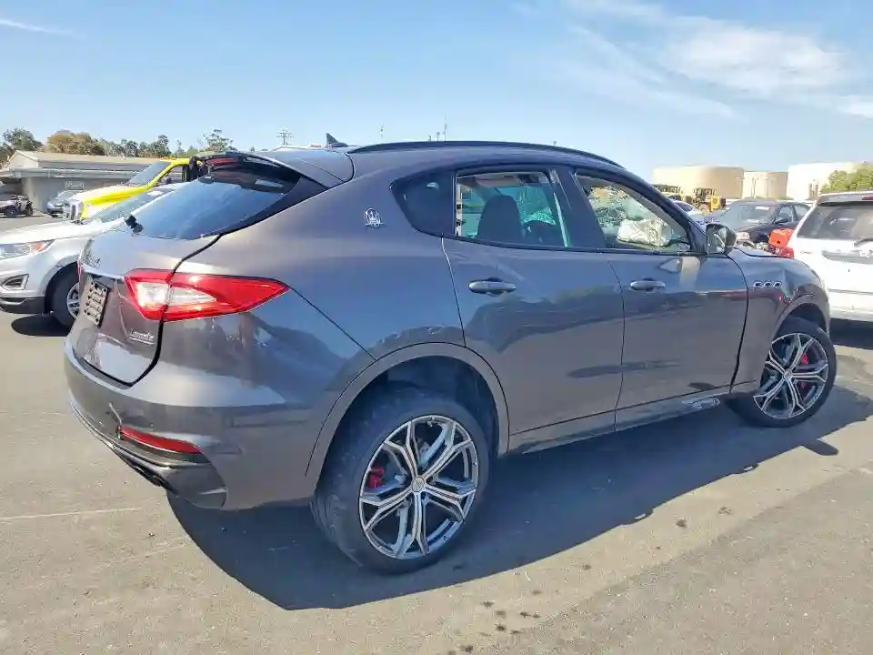 ZN661ZUA5KX323158 2019 MASERATI ALL OTHER-2