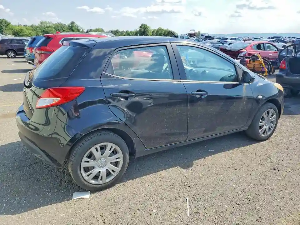 JM1DE1HYXB0124198 2011 MAZDA 2-2