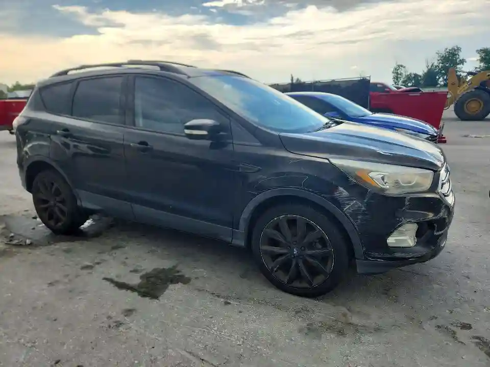 1FMCU0JD9HUD81799 2017 FORD ESCAPE-3