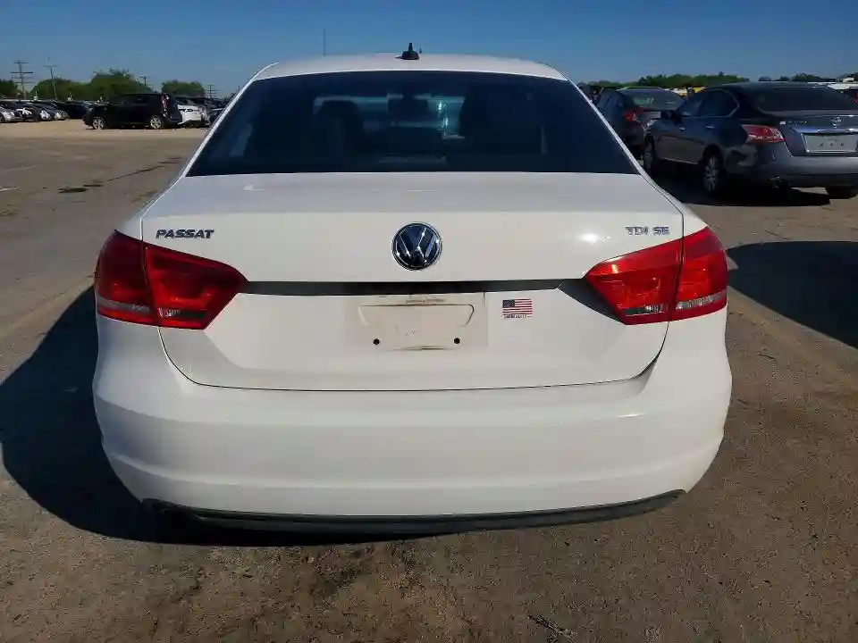 1VWBN7A38EC097253 2014 VOLKSWAGEN PASSAT-5