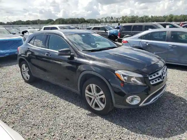 WDCTG4GB8JJ479071 2018 MERCEDES-BENZ GLA-CLASS-3