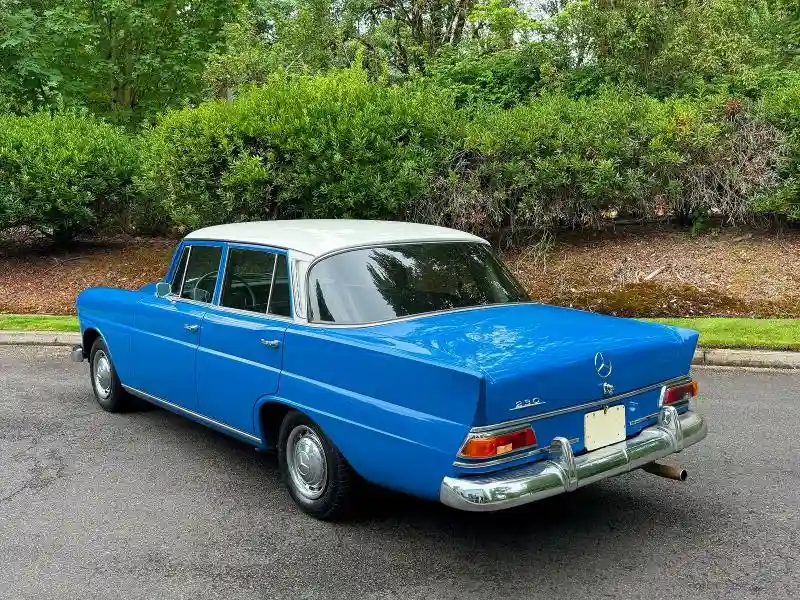 11011010270464 1966 MERCEDES-BENZ 230-CLASS-2