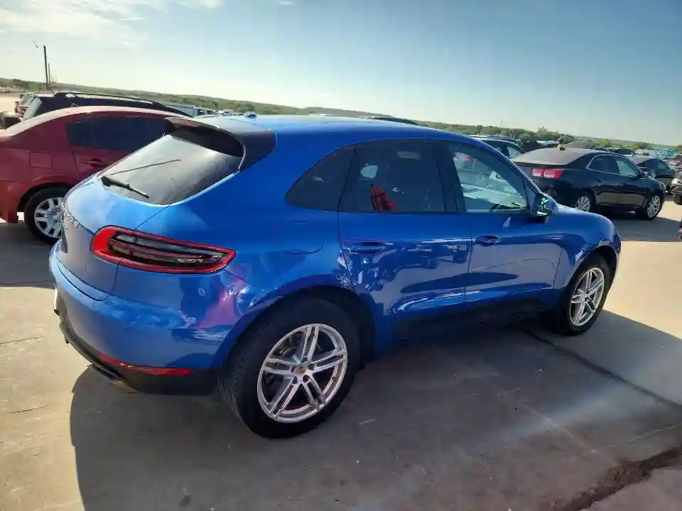 WP1AA2A54HLB83936 2017 PORSCHE MACAN-2