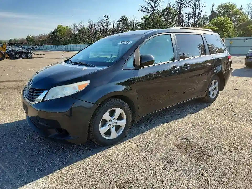5TDKK3DC0CS245665 2012 TOYOTA SIENNA-0