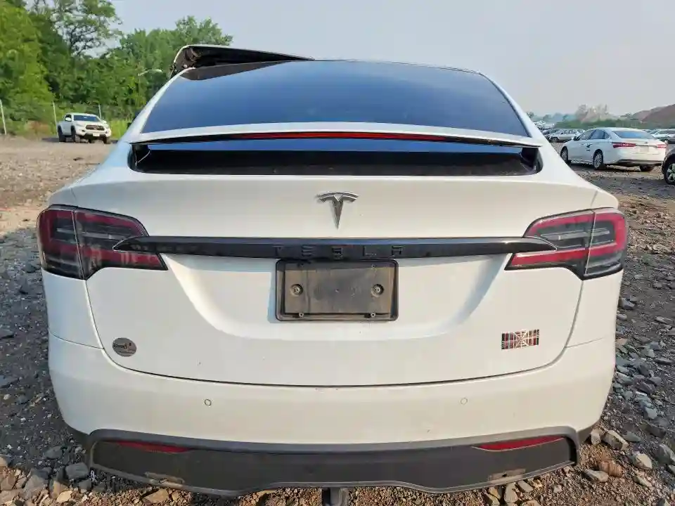 7SAXCBE67NF338344 2022 TESLA MODEL X-5