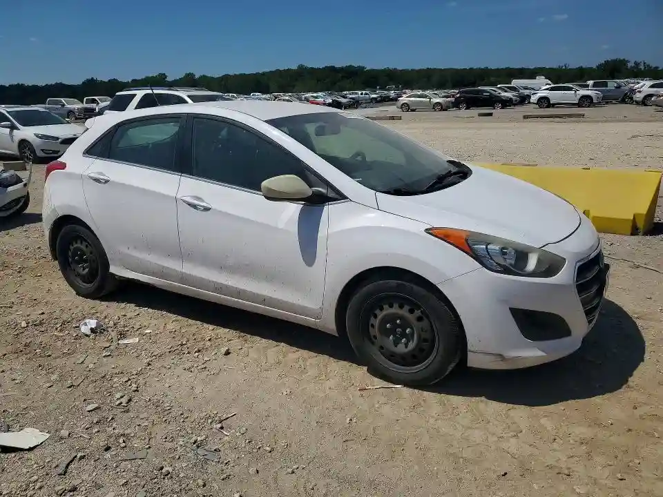 KMHD35LH4GU263923 2016 HYUNDAI ELANTRA-3