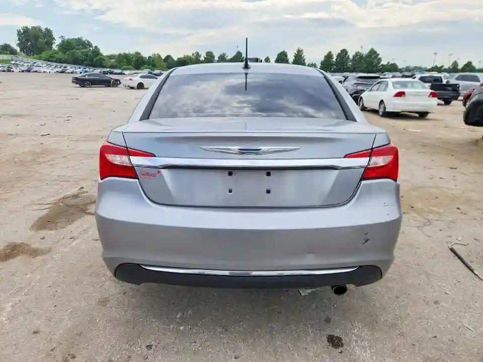 1C3CCBBB4DN668346 2013 CHRYSLER 200-5