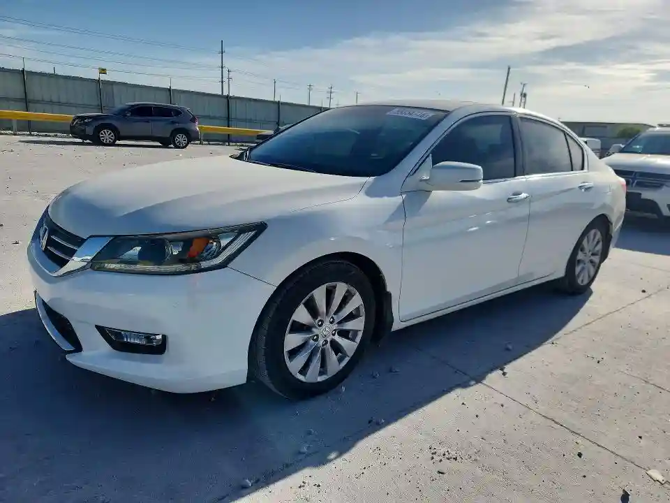 1HGCR2F83DA092153 2013 HONDA ACCORD-0