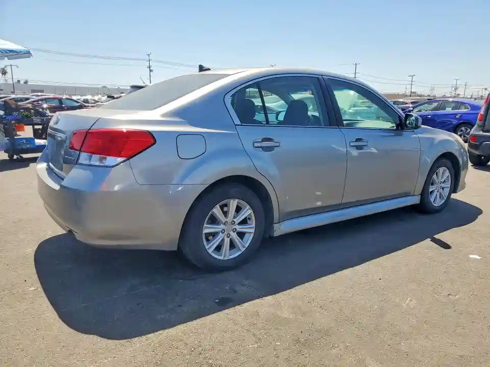 4S3BMBF69B3249645 2011 SUBARU LEGACY-2