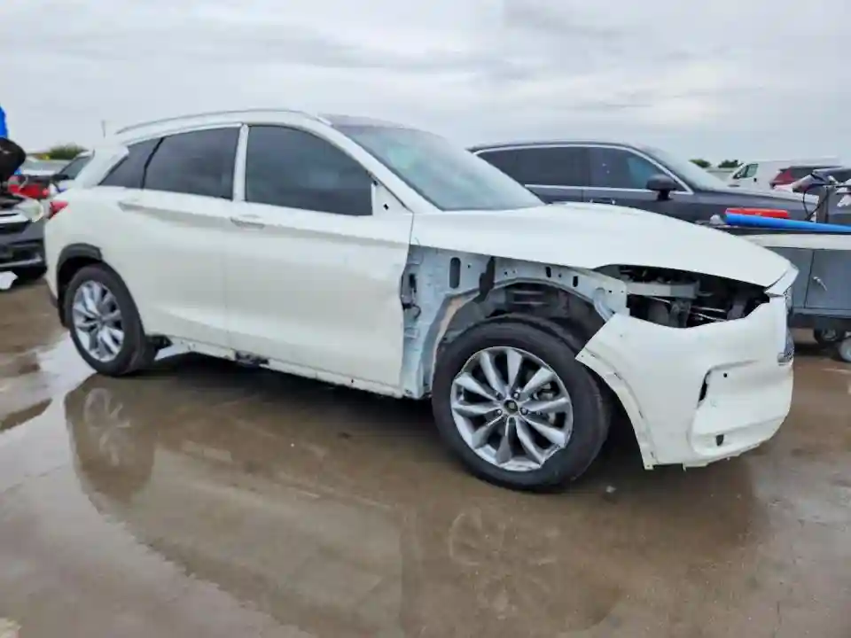 3PCAJ5M11LF113897 2020 INFINITI QX50-3