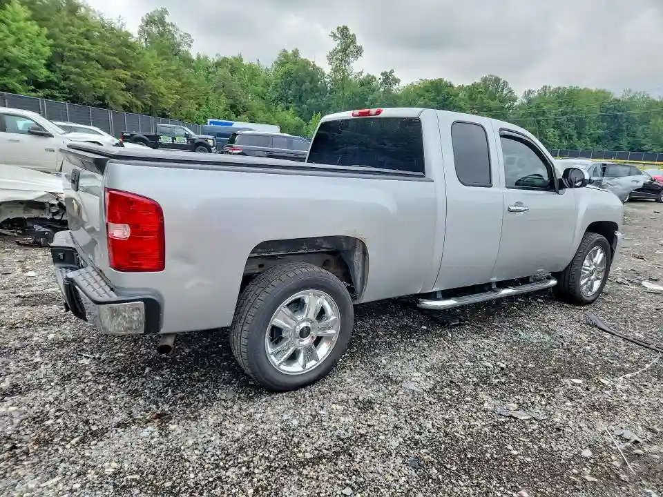 1GCRKSE71CZ353639 2012 CHEVROLET ALL MODELS-2