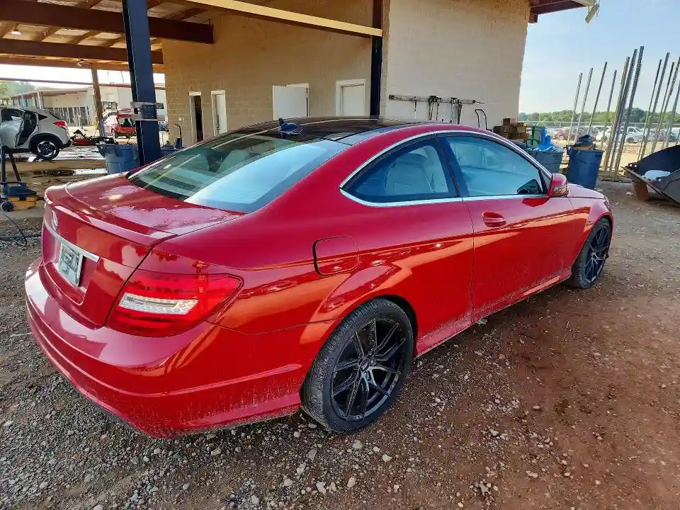 WDDGJ4HB9FG363945 2015 MERCEDES-BENZ C-CLASS-2
