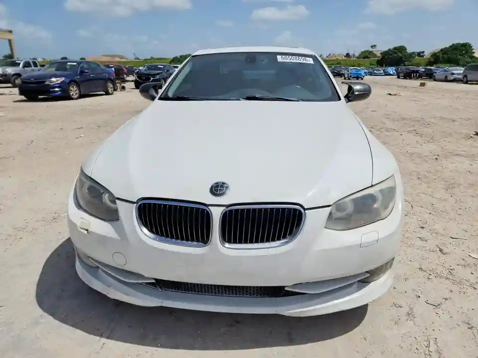 WBAKE5C59DJ107334 2013 BMW 3 SERIES-4