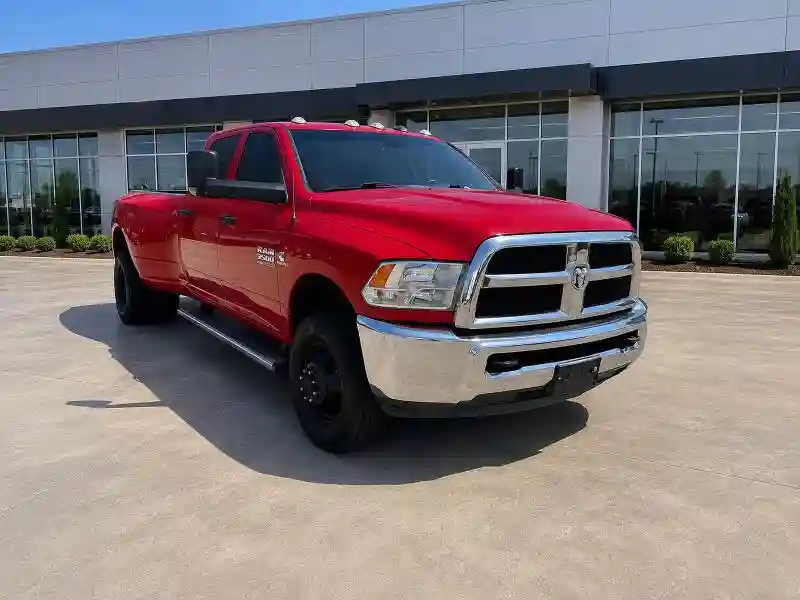 3C63RRGL1JG281172 2018 RAM 3500-0