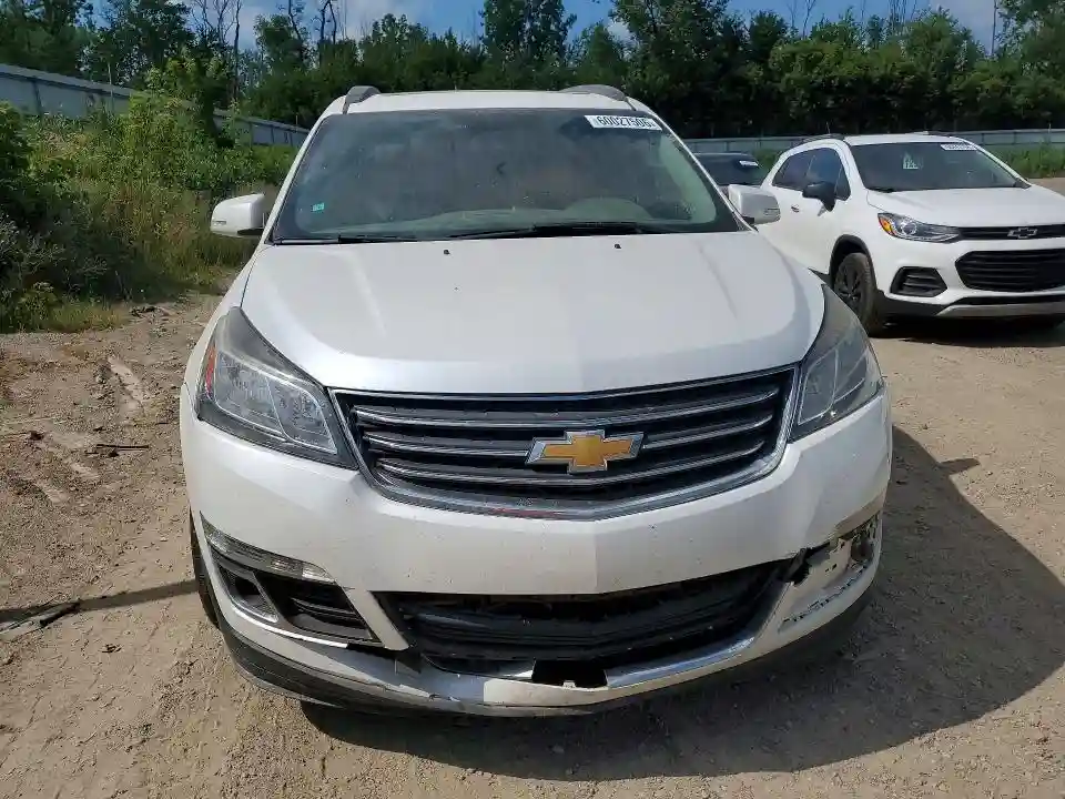 1GNKRGKD5HJ334996 2017 CHEVROLET TRAVERSE-4