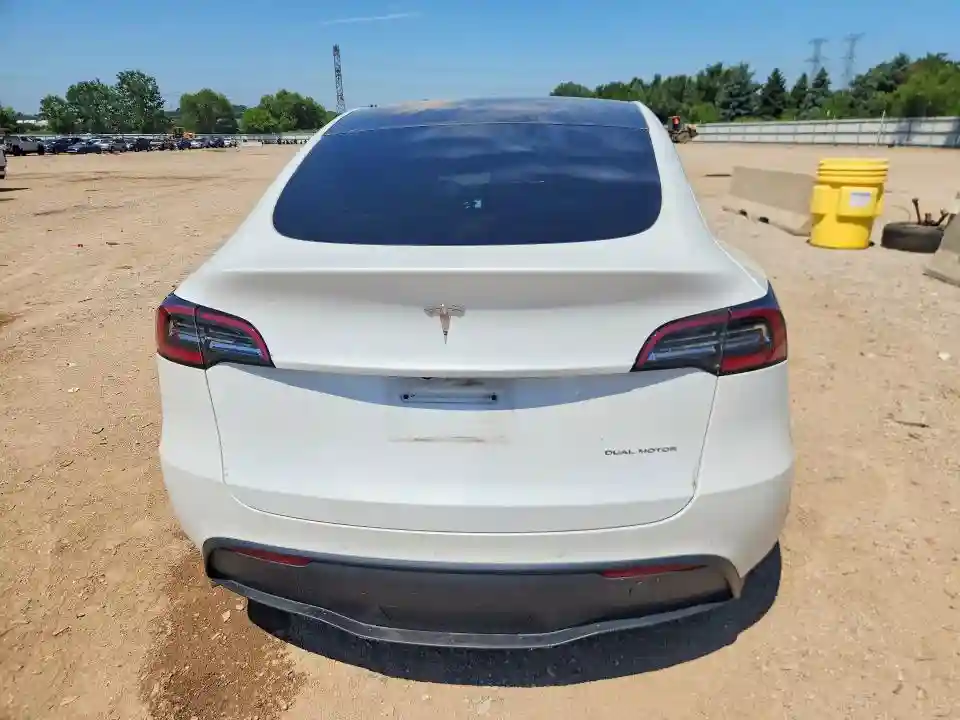 5YJYGDEE3LF023756 2020 TESLA MODEL Y-5