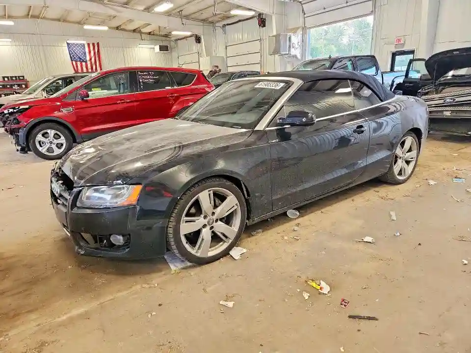 WAULFAFH6BN009612 2011 AUDI A5-0