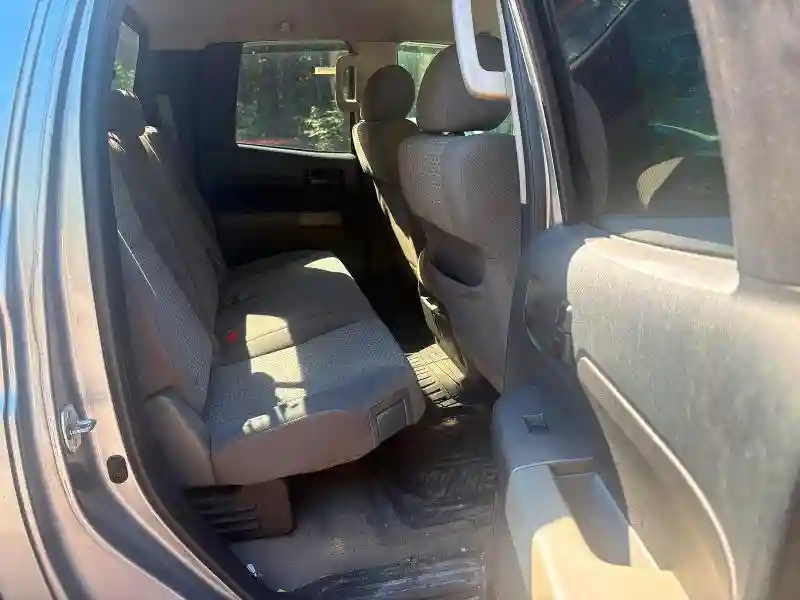 5TFUM5F12BX024796 2011 TOYOTA TUNDRA-5